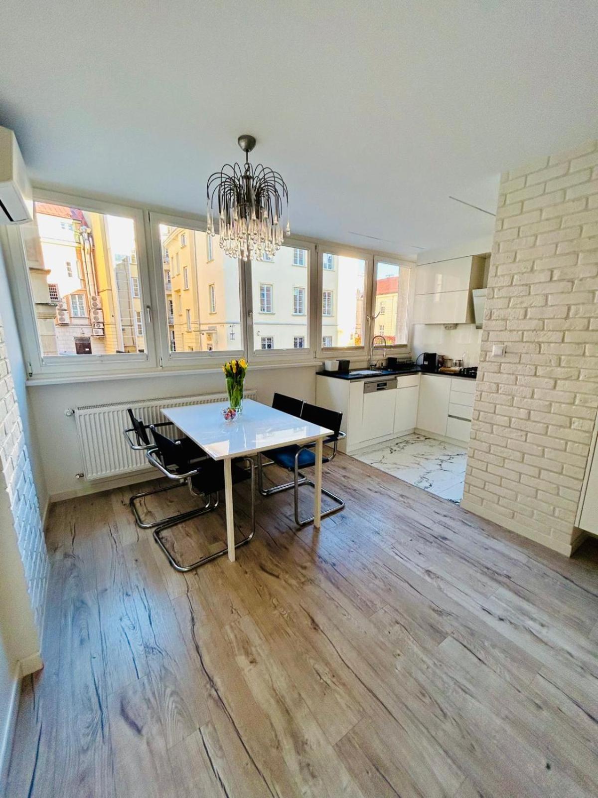 Old Town - Trebacka Apartment Varsovie Extérieur photo